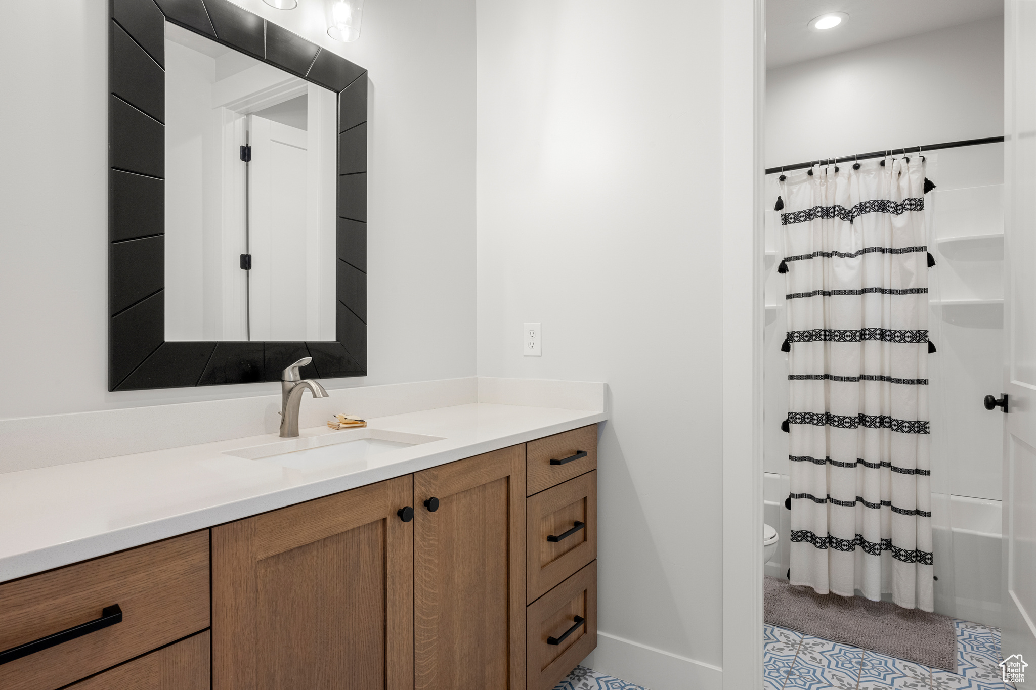 330 W Morning Star Cir, Garden City, Utah image 38