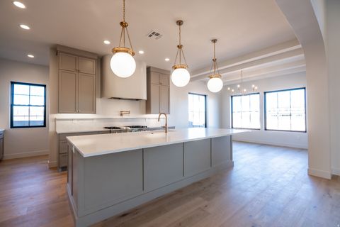 Tiny photo for 425 E FORREST PADDOCK DR, Washington, UT 84780 (MLS # 2147214)