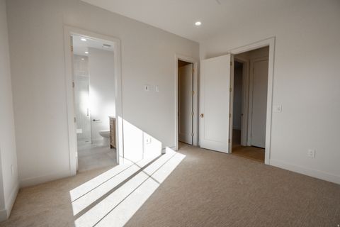 Tiny photo for 425 E FORREST PADDOCK DR, Washington, UT 84780 (MLS # 2147214)