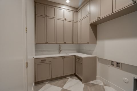 Tiny photo for 425 E FORREST PADDOCK DR, Washington, UT 84780 (MLS # 2147214)