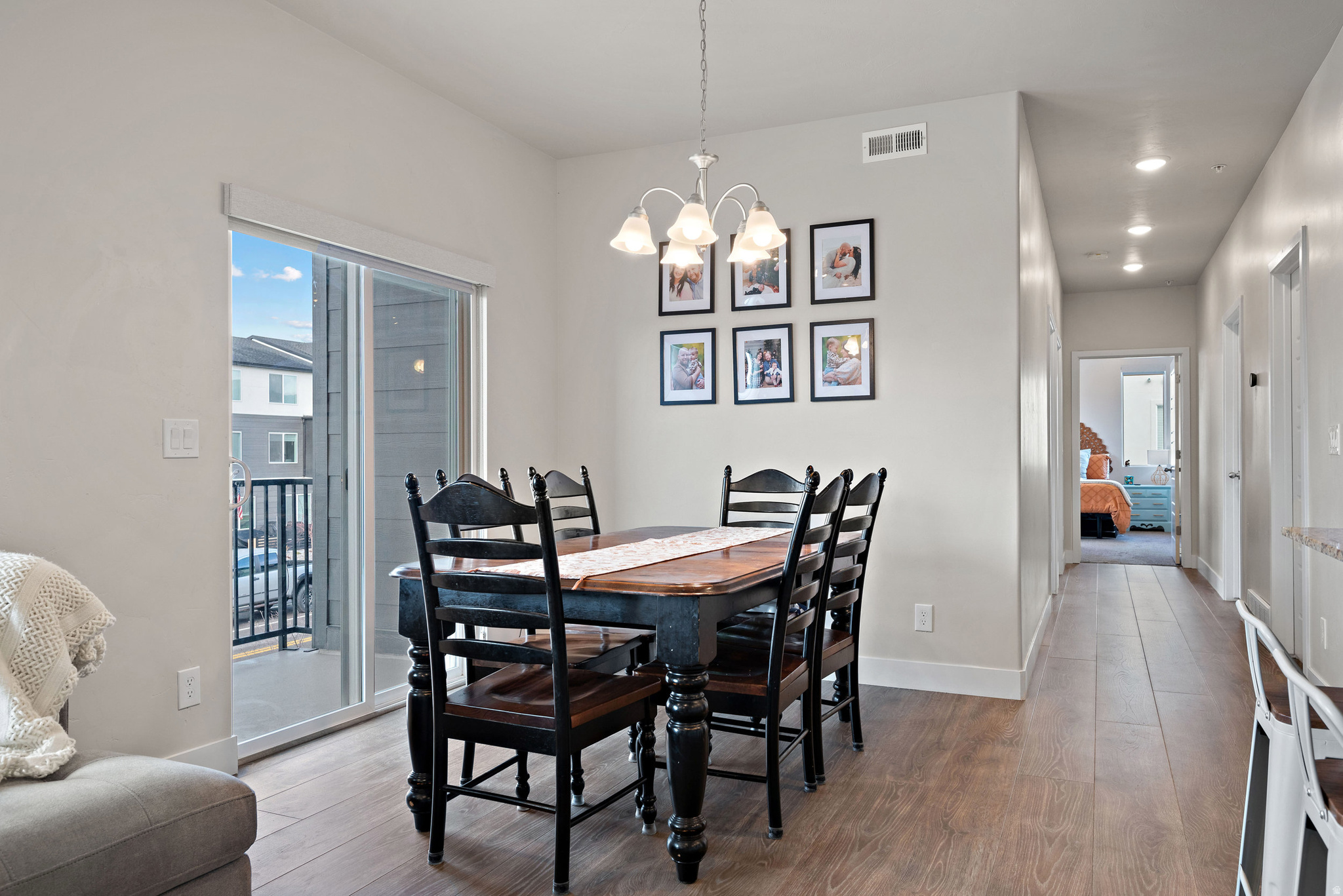 ROCKWELL RANGE - Residential