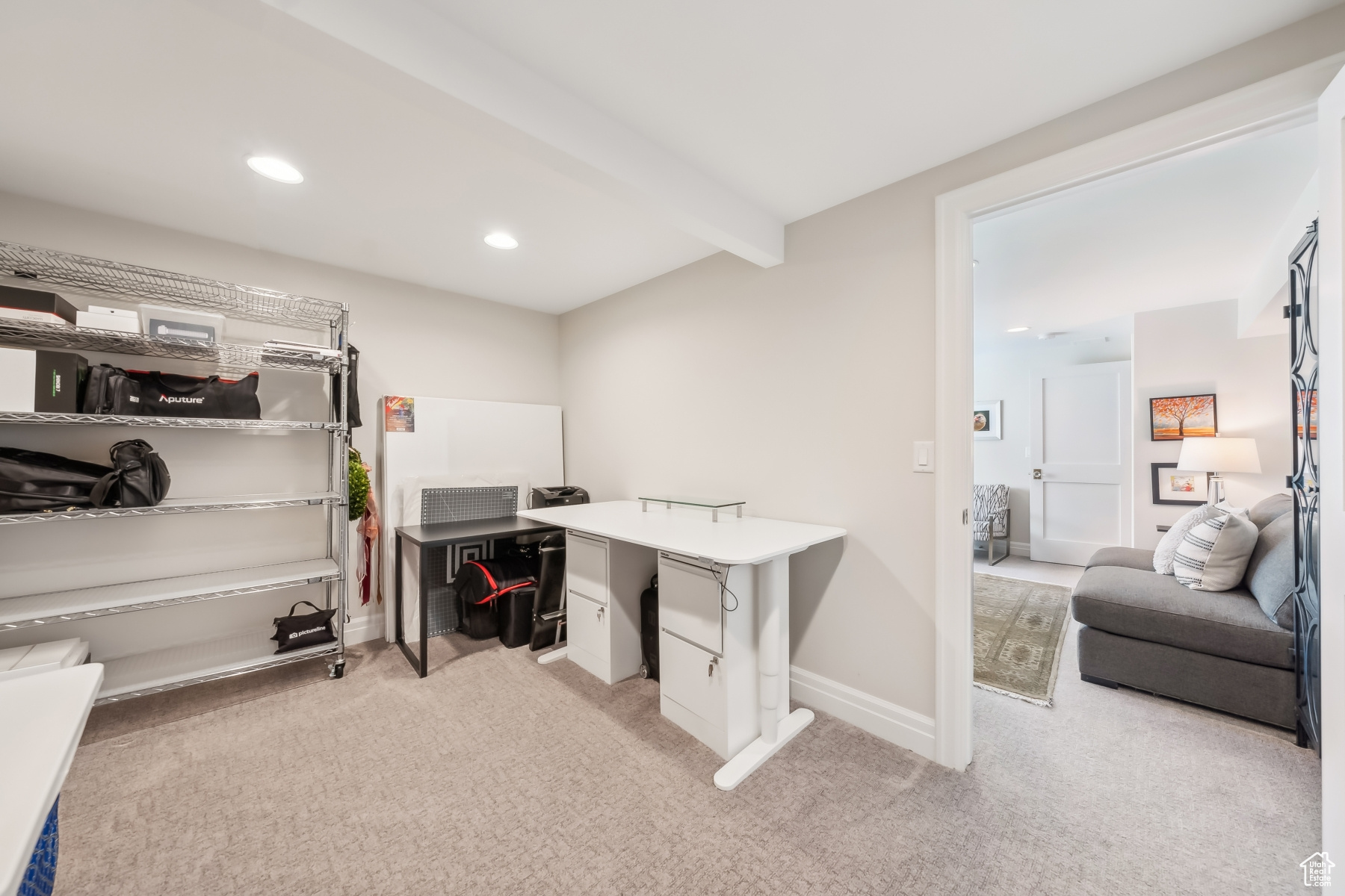 Salt Lake City, Utah 84108, United States, 4 Bedrooms Bedrooms, ,3 BathroomsBathrooms,Residential,Pending,130493