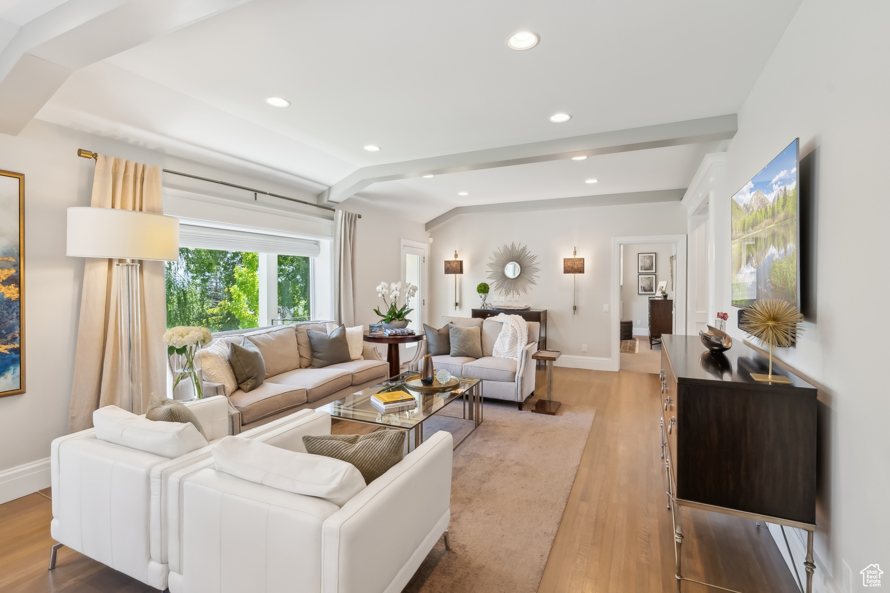 Salt Lake City, Utah 84108, United States, 4 Bedrooms Bedrooms, ,3 BathroomsBathrooms,Residential,Pending,130493