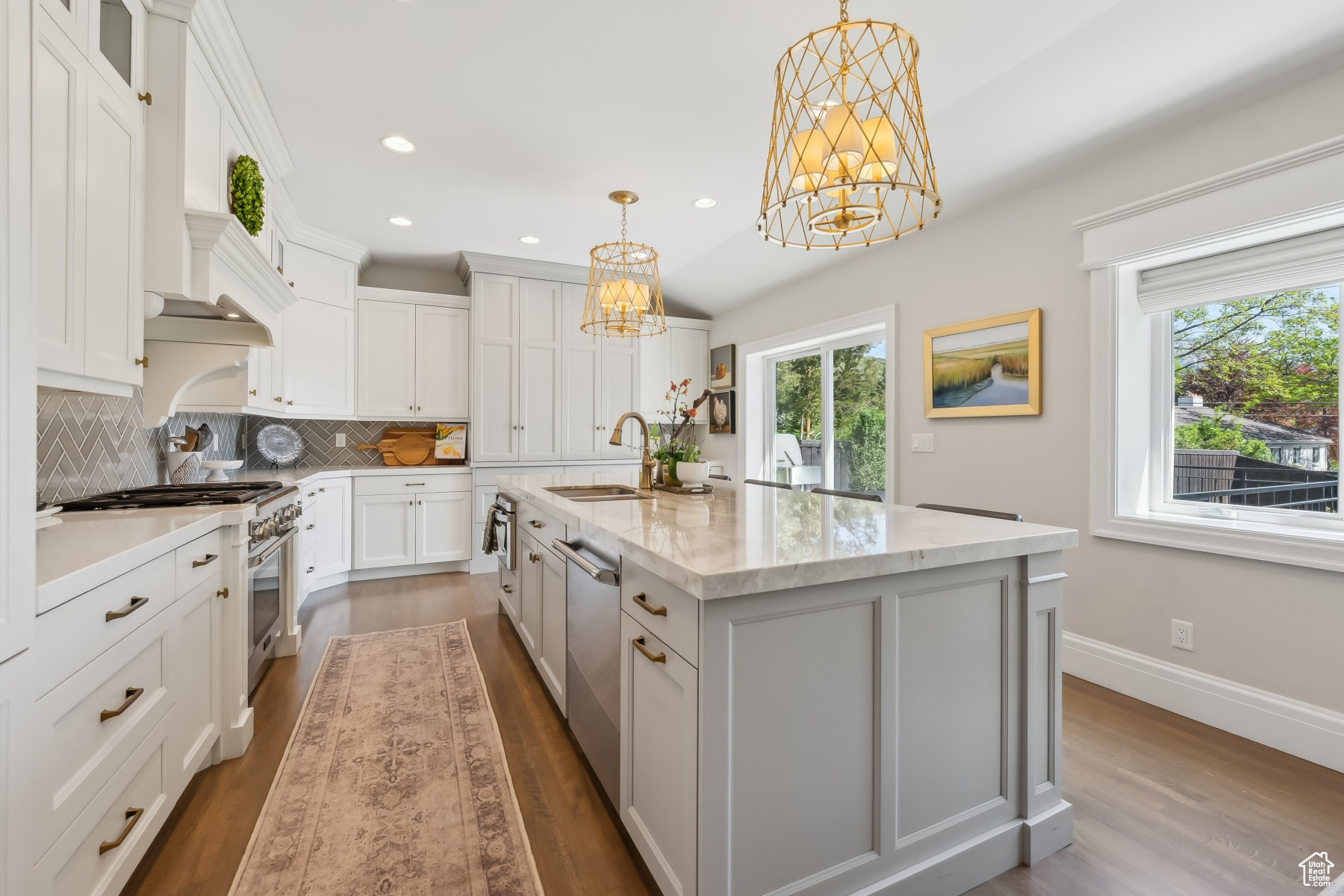 Salt Lake City, Utah 84108, United States, 4 Bedrooms Bedrooms, ,3 BathroomsBathrooms,Residential,Pending,130493