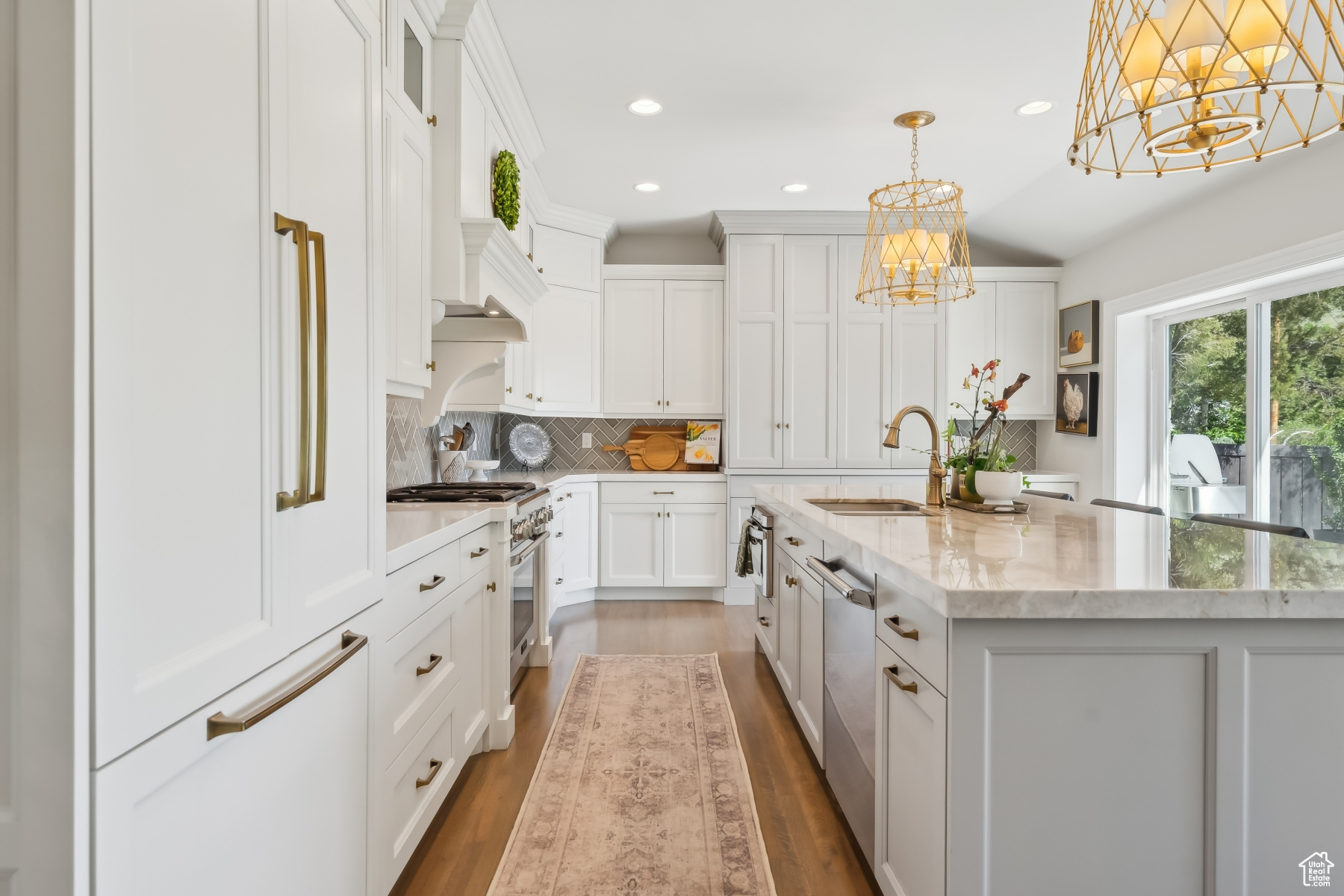 Salt Lake City, Utah 84108, United States, 4 Bedrooms Bedrooms, ,3 BathroomsBathrooms,Residential,Pending,130493