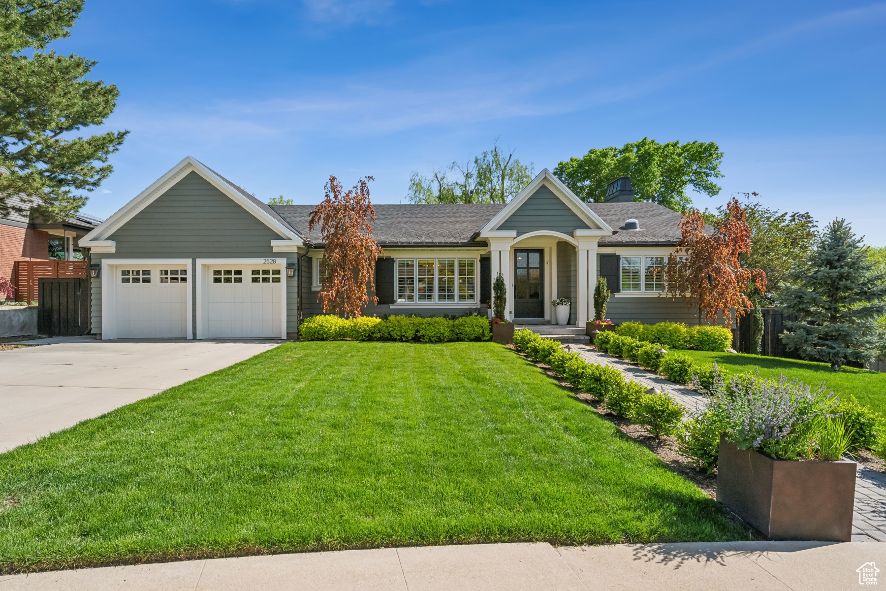 Salt Lake City, Utah 84108, United States, 4 Bedrooms Bedrooms, ,3 BathroomsBathrooms,Residential,Pending,130493