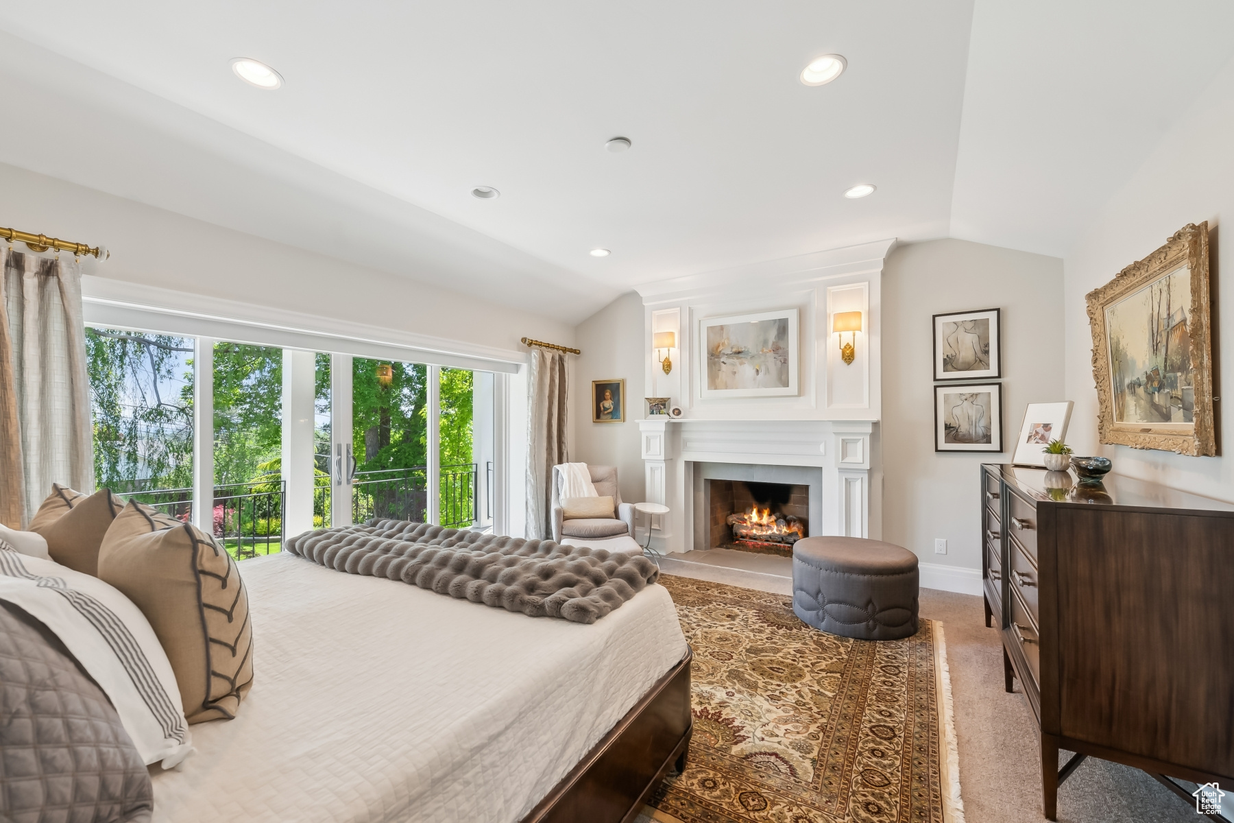 Salt Lake City, Utah 84108, United States, 4 Bedrooms Bedrooms, ,3 BathroomsBathrooms,Residential,Pending,130493