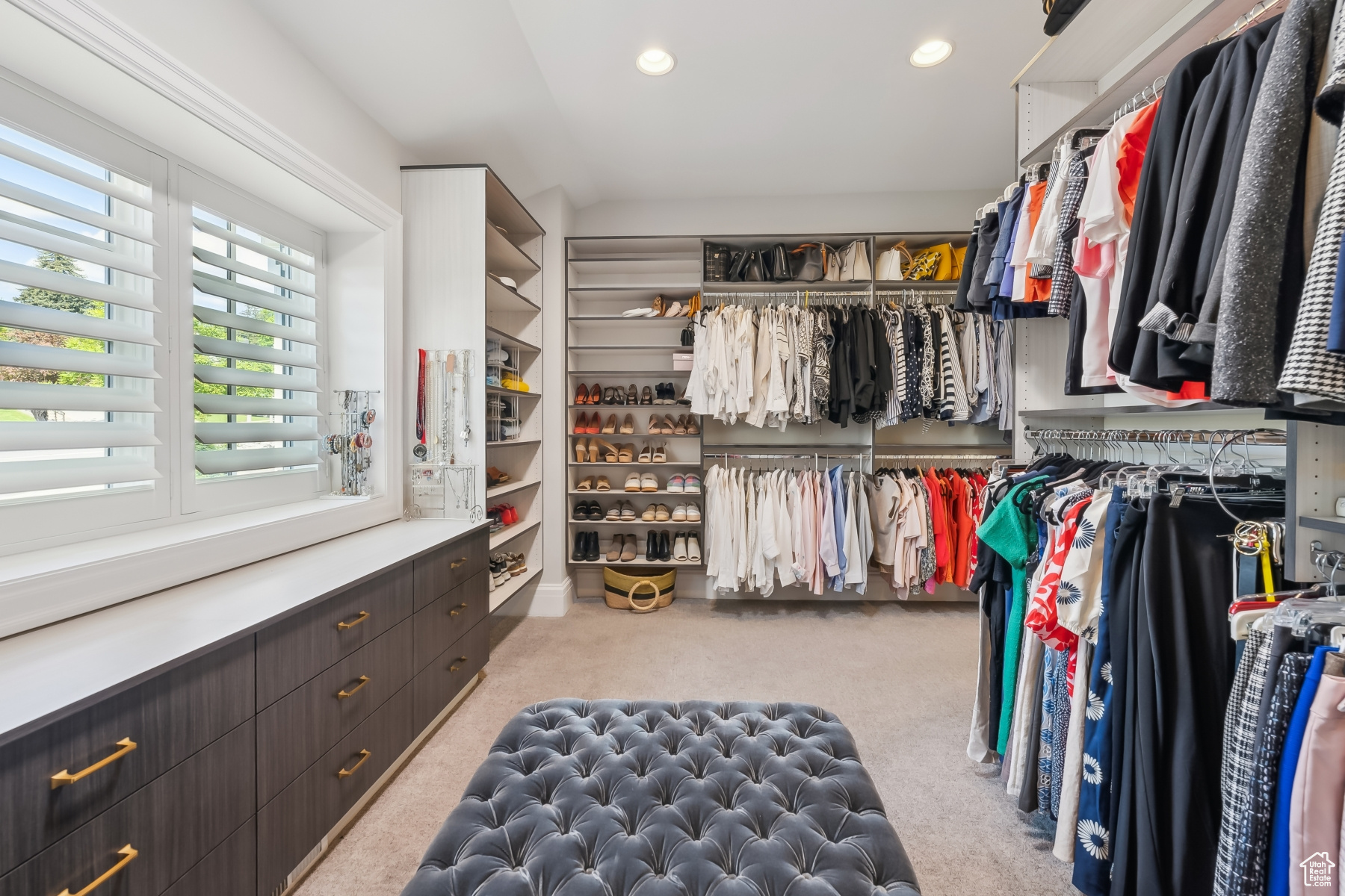 Salt Lake City, Utah 84108, United States, 4 Bedrooms Bedrooms, ,3 BathroomsBathrooms,Residential,Pending,130493