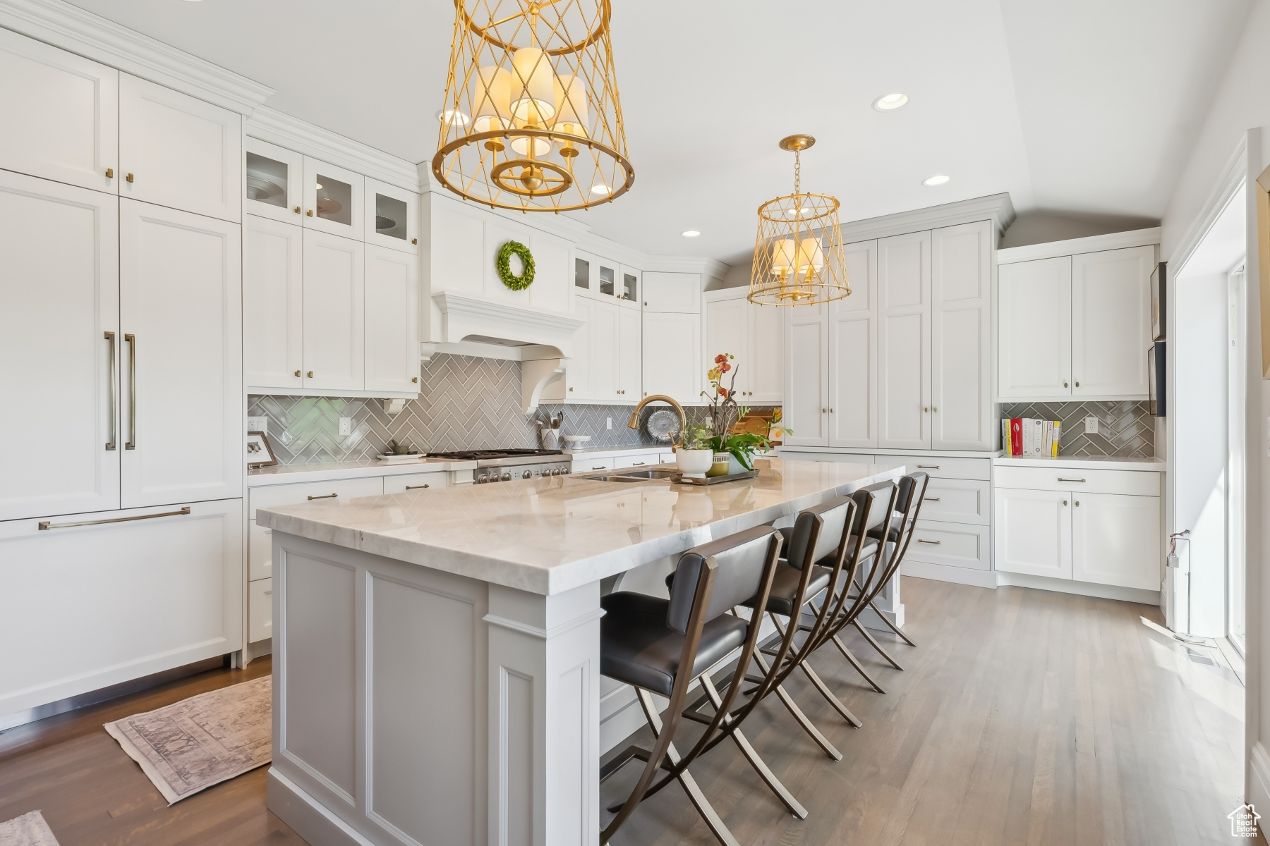 Salt Lake City, Utah 84108, United States, 4 Bedrooms Bedrooms, ,3 BathroomsBathrooms,Residential,Pending,130493