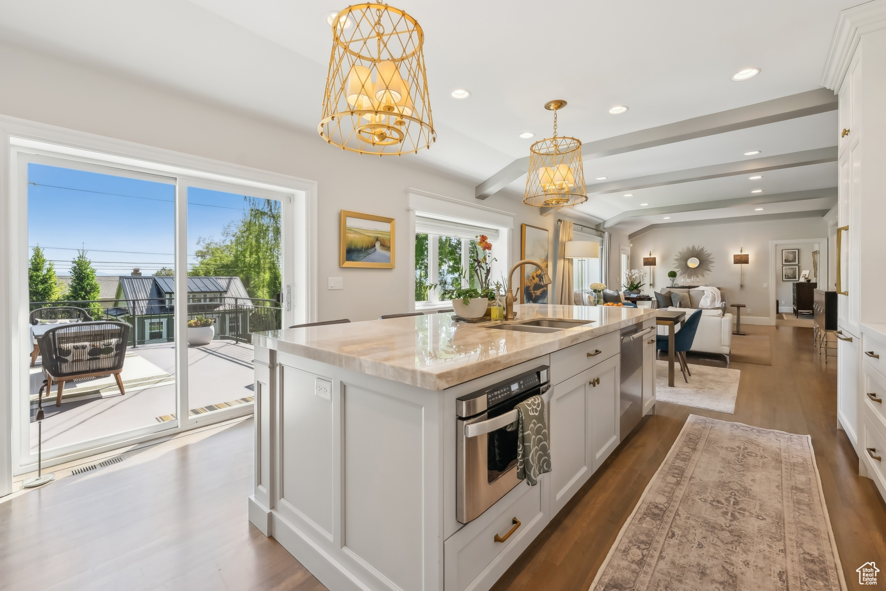 Salt Lake City, Utah 84108, United States, 4 Bedrooms Bedrooms, ,3 BathroomsBathrooms,Residential,Pending,130493