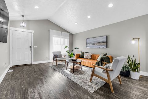 Tiny photo for 1373 N 2700 W, Clinton, UT 84015 (MLS # 2151098)