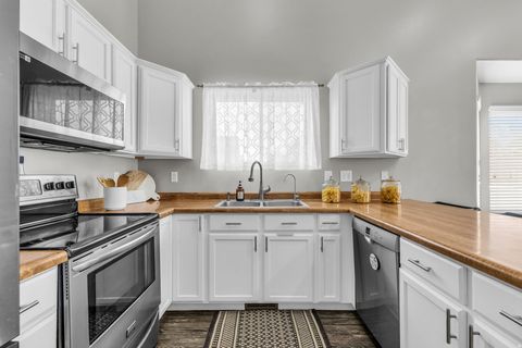 Tiny photo for 1373 N 2700 W, Clinton, UT 84015 (MLS # 2151098)