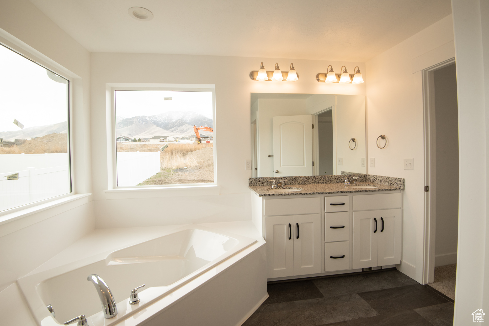 PARK ESTATES - Residential