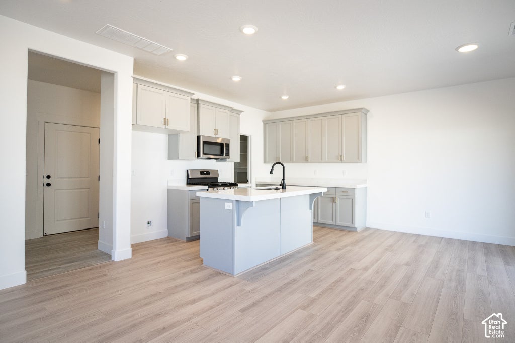 Photo of 562 W 1750 N, Harrisville, UT 84404 (MLS # 2188973)