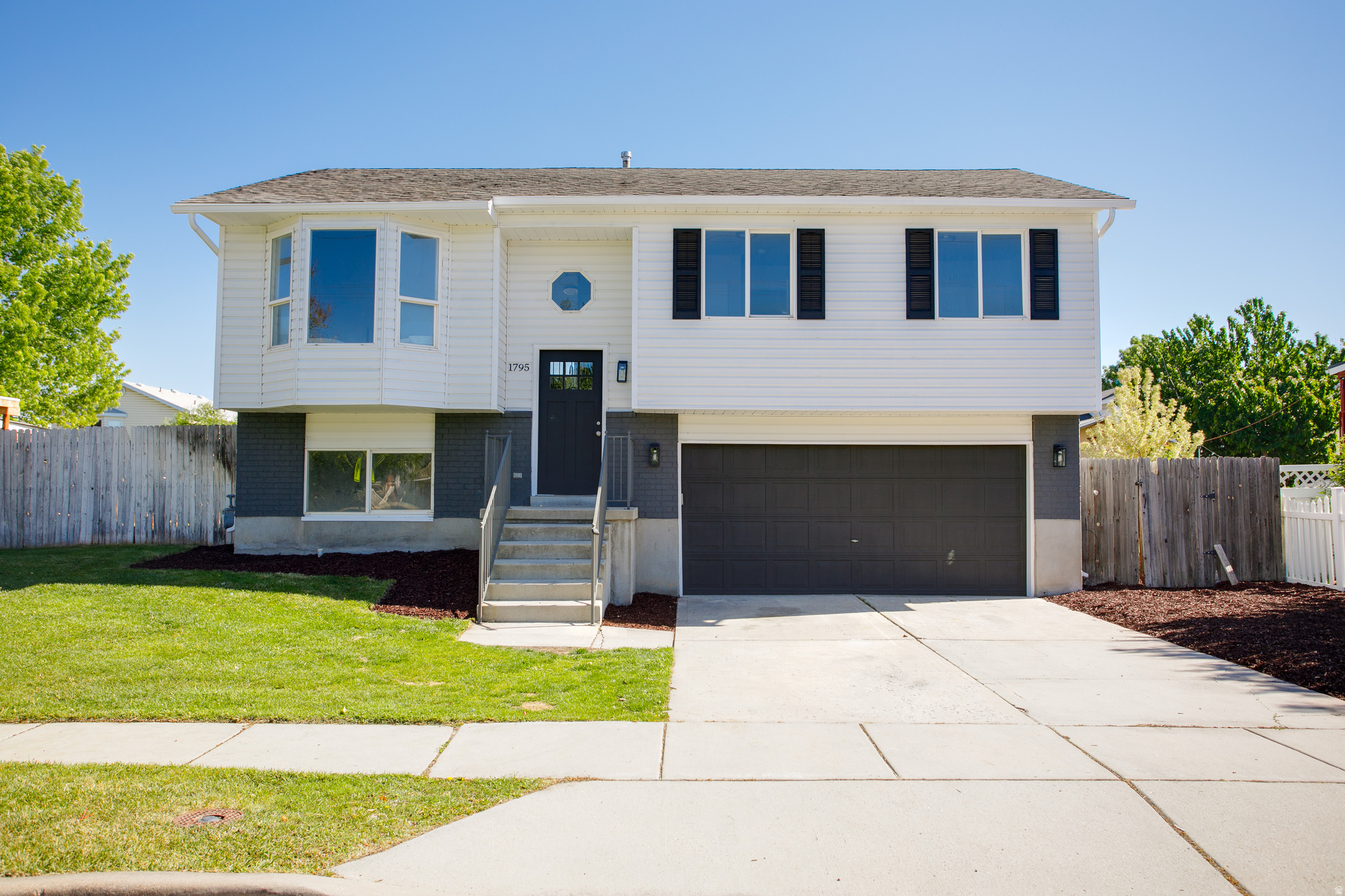 NORTH - Residential