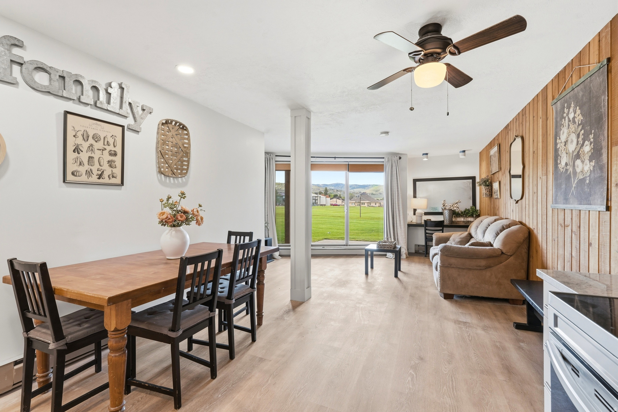 IDEAL BEACH - Residential