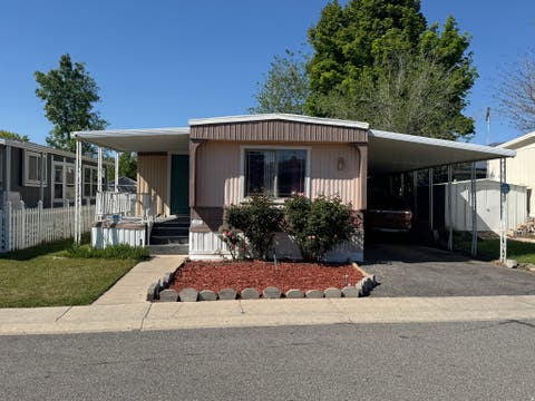 Mobile Home For Sale - 257 E Guenevere St #211<br/> Davis County, North Salt Lake, UT 84054