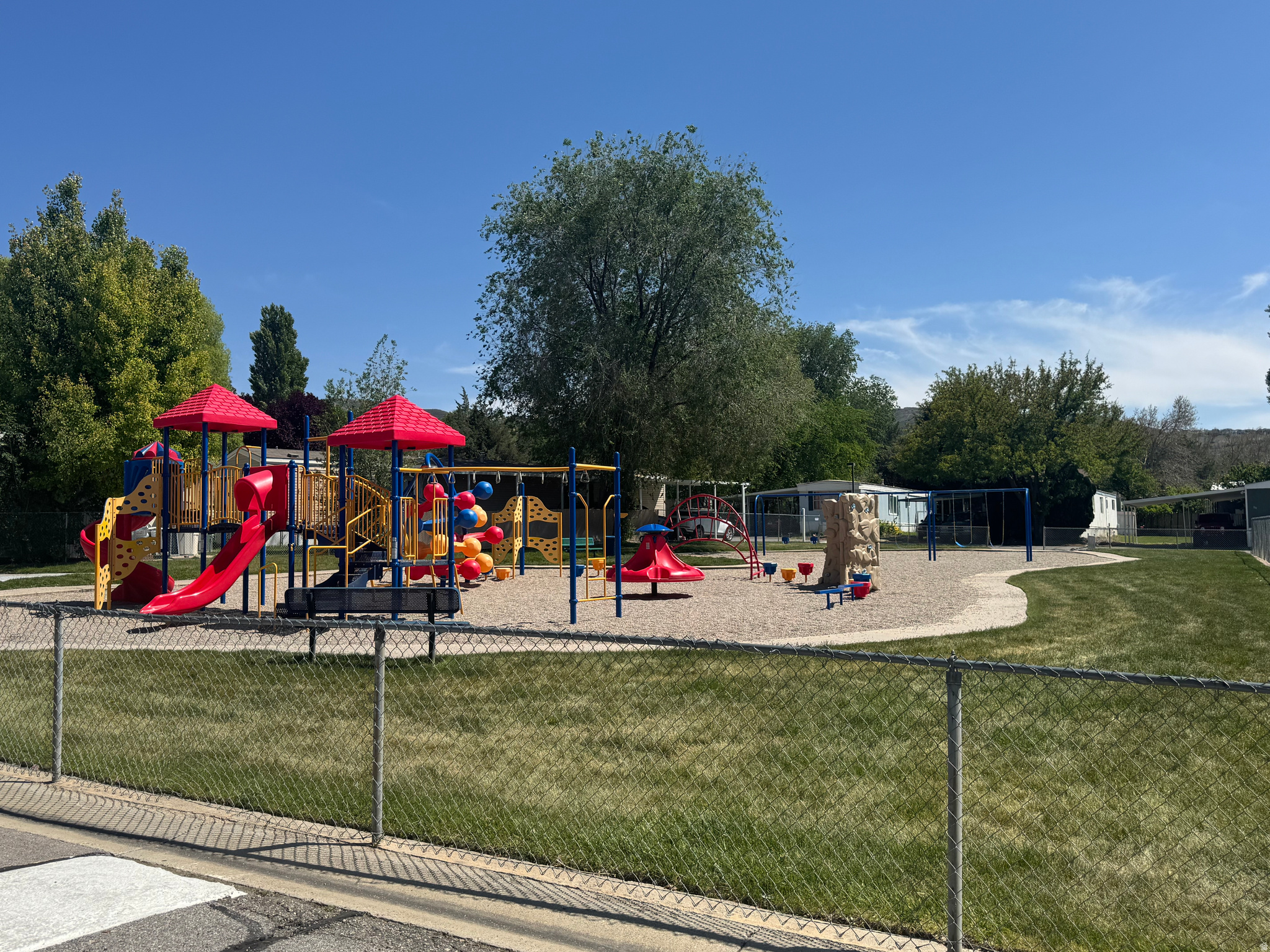 CAMELOT - Residential