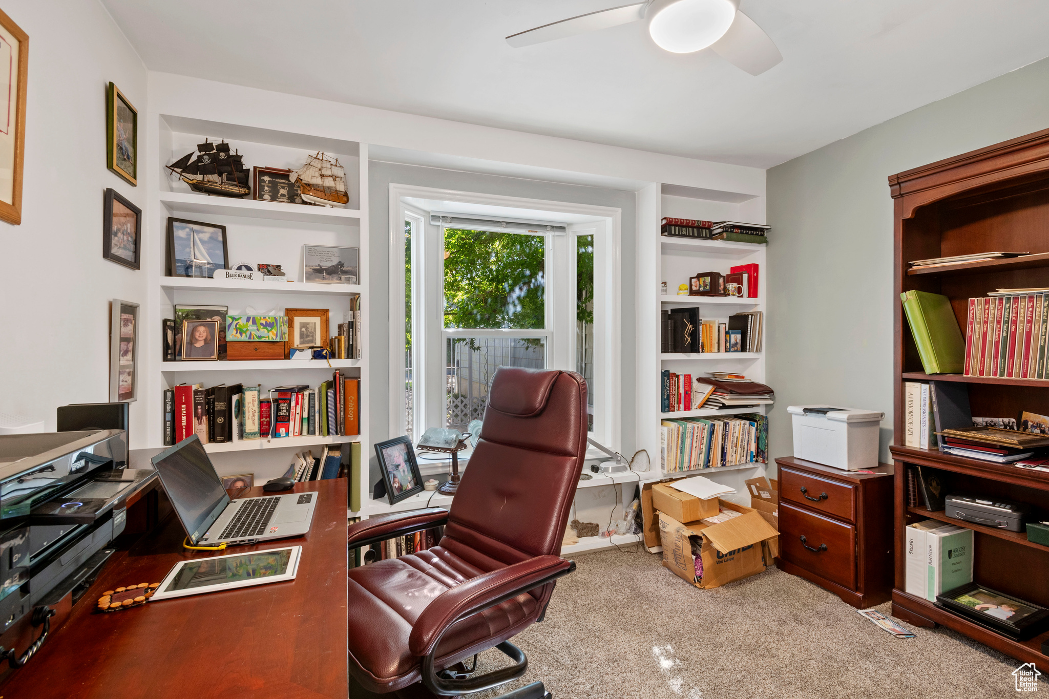 HIGH POINTE - Residential