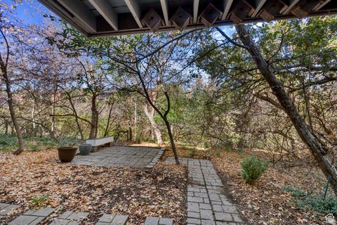 Tiny photo for 1820 S HIGH POINTE DR, Bountiful, UT 84010 (MLS # 2116515)