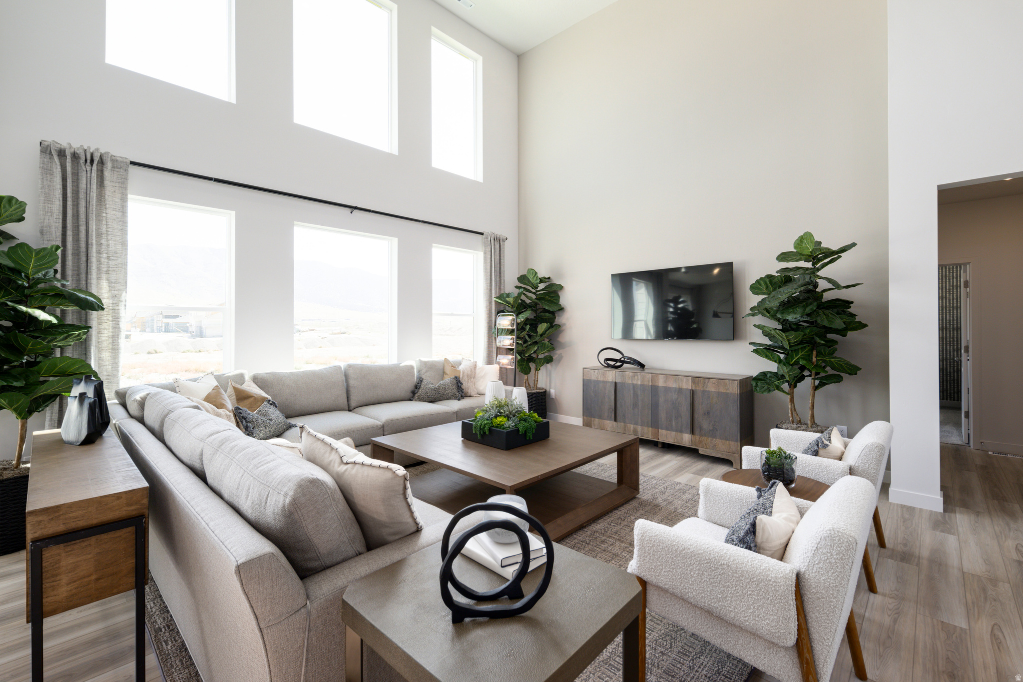 2095 E HUMMINGBIRD DR 4027