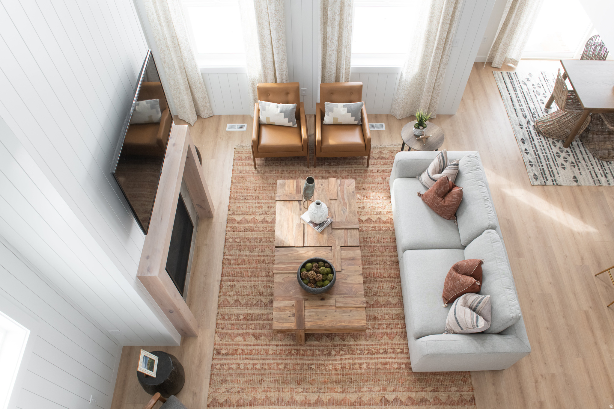 RIVERSIDE ESTATES - Residential