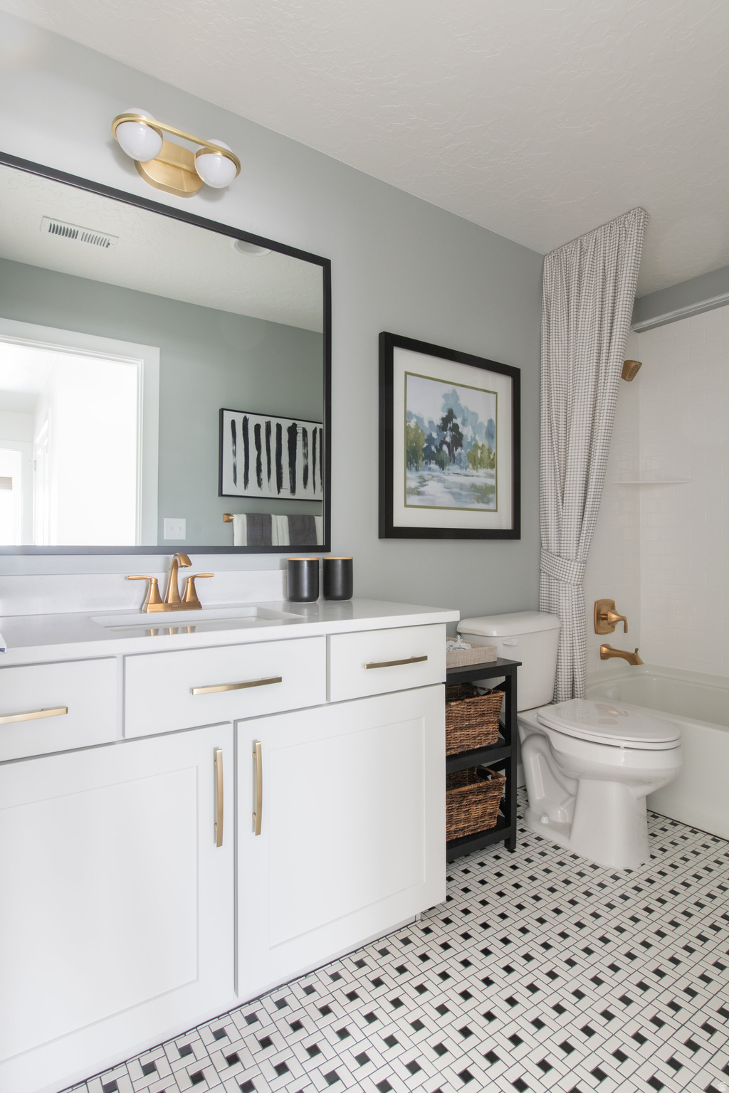 RIVERSIDE ESTATES - Residential