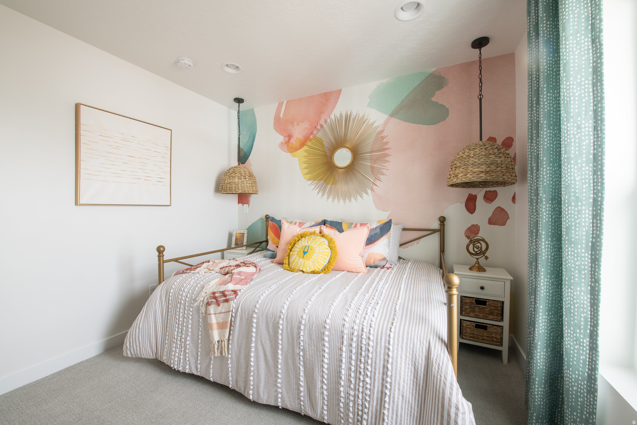 RIVERSIDE ESTATES - Residential