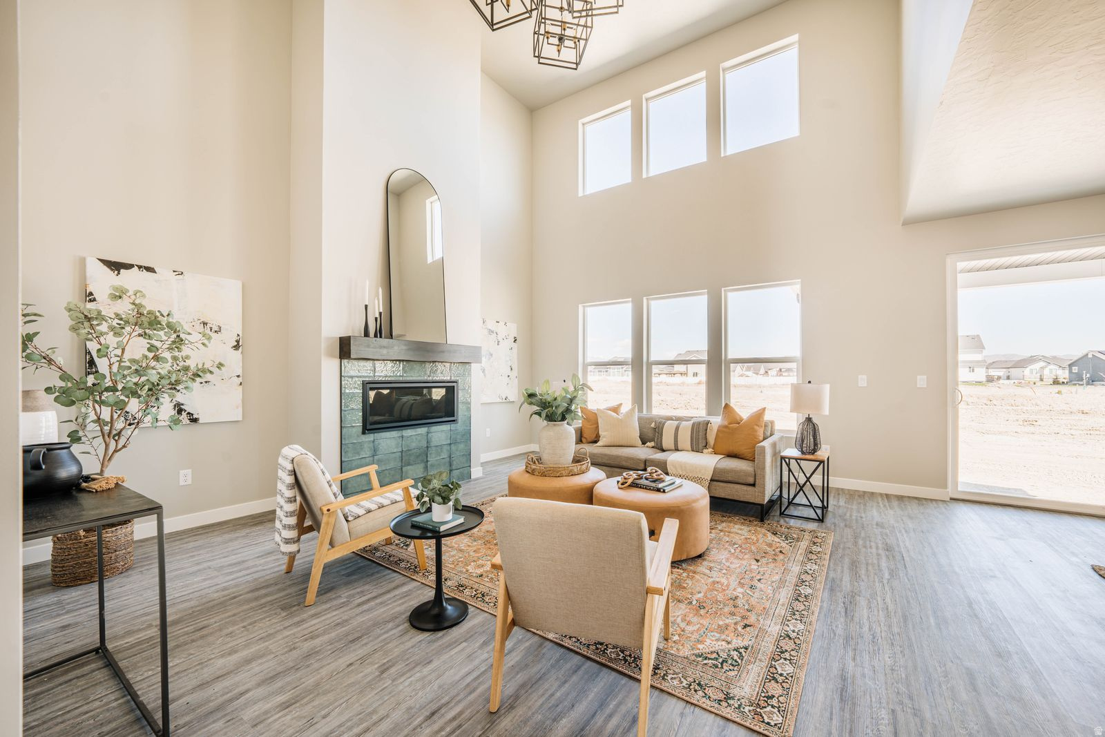 RIVERSIDE ESTATES - Residential