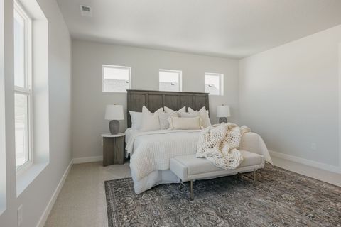 Tiny photo for 5199 S PARAMOUNT CV, Riverdale, UT 84405 (MLS # 2137271)