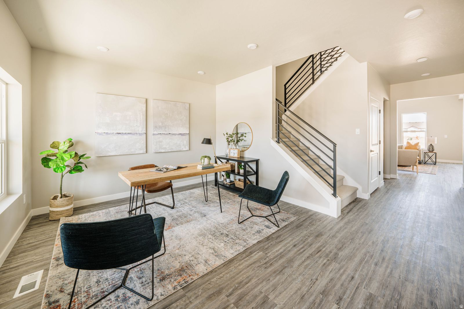 RIVERSIDE ESTATES - Residential