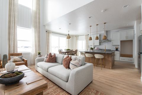 Tiny photo for 5199 S PARAMOUNT CV, Riverdale, UT 84405 (MLS # 2137271)