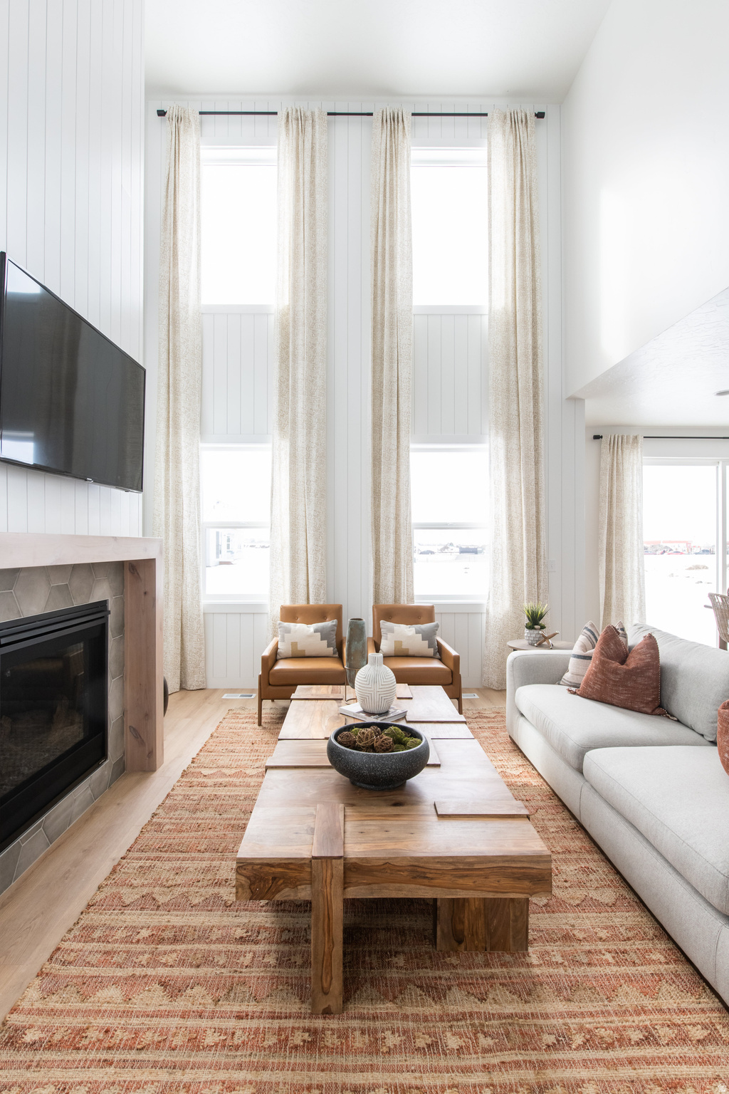 RIVERSIDE ESTATES - Residential