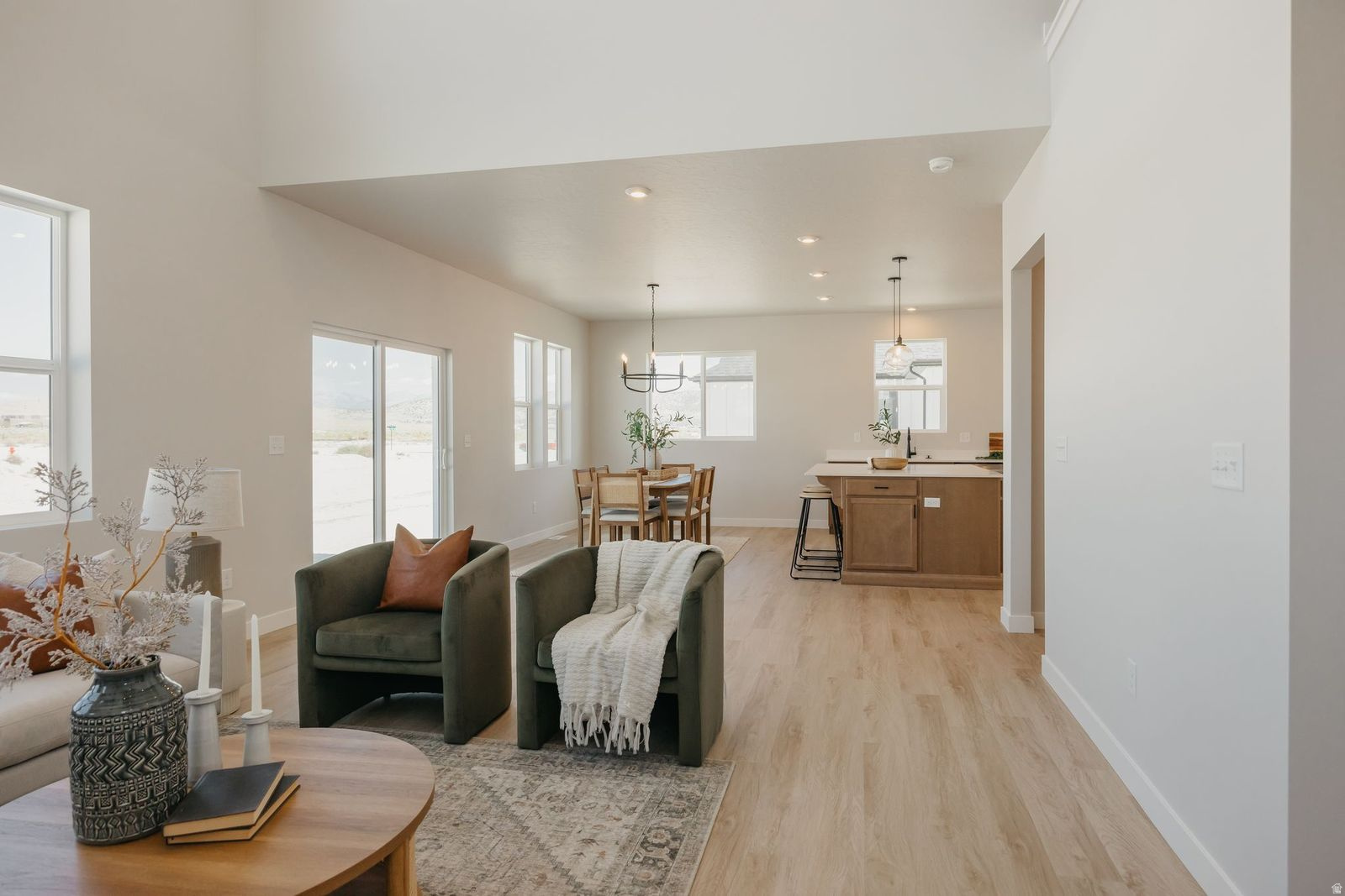 RIVERSIDE ESTATES - Residential