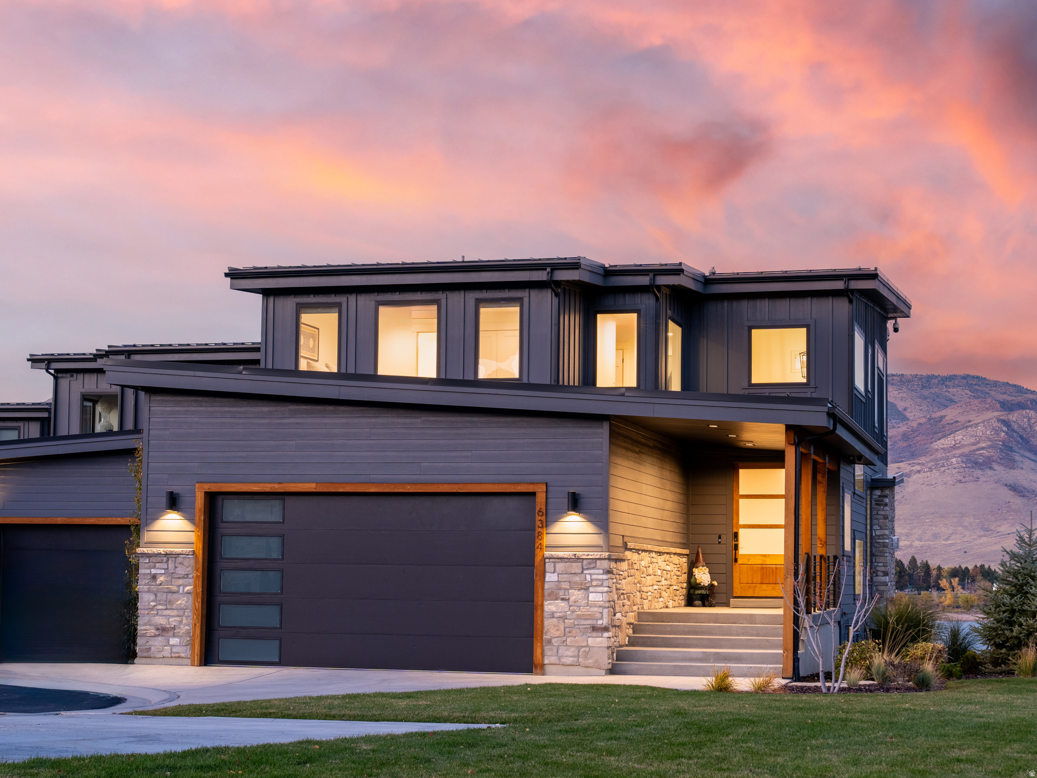 ESCAPE AT EDGEWATER - Residential