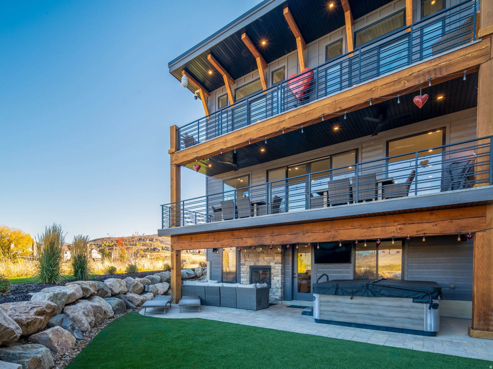 ESCAPE AT EDGEWATER - Residential