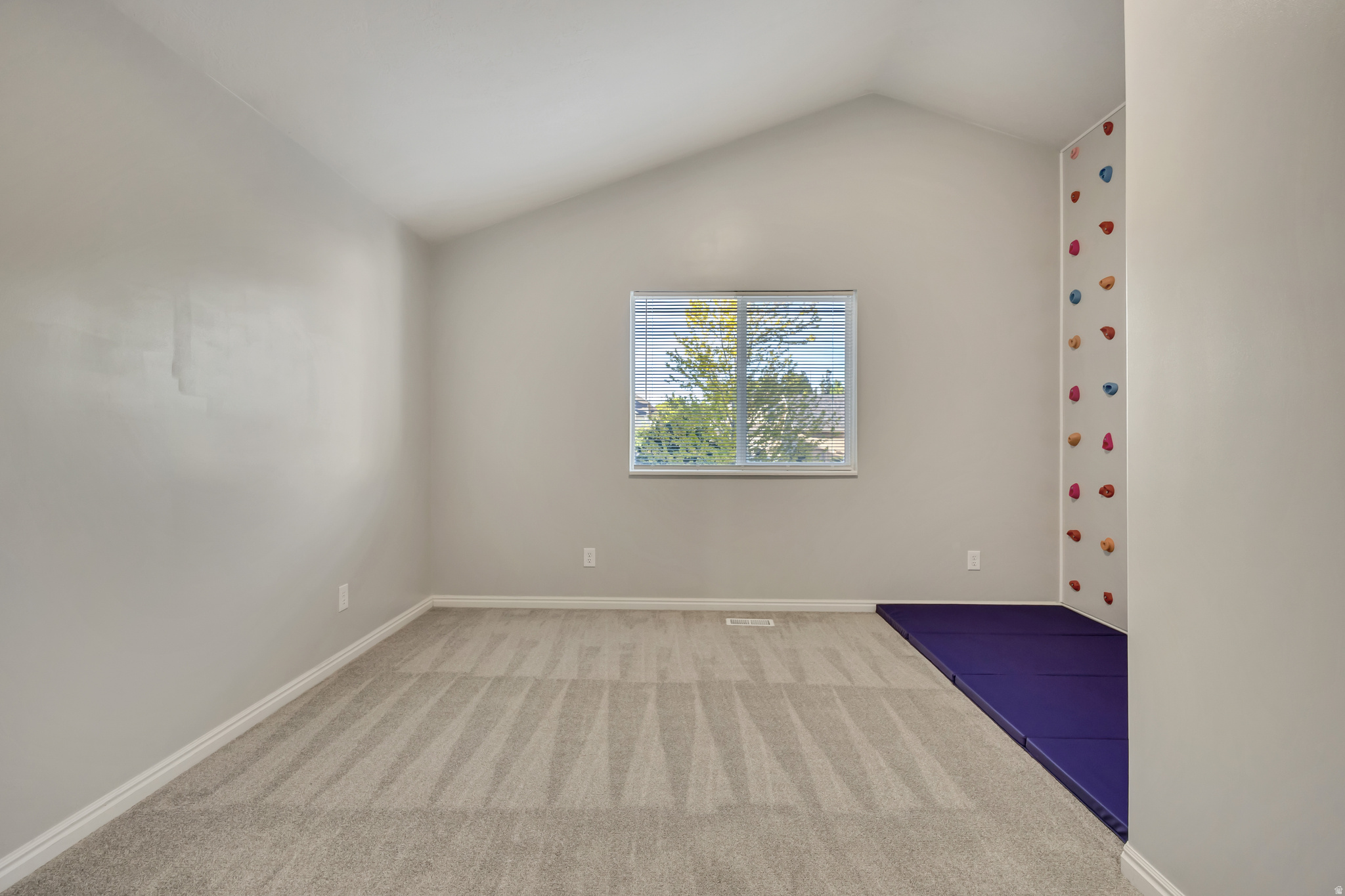 IVORY HIGHLANDS PHASE 1 - Residential
