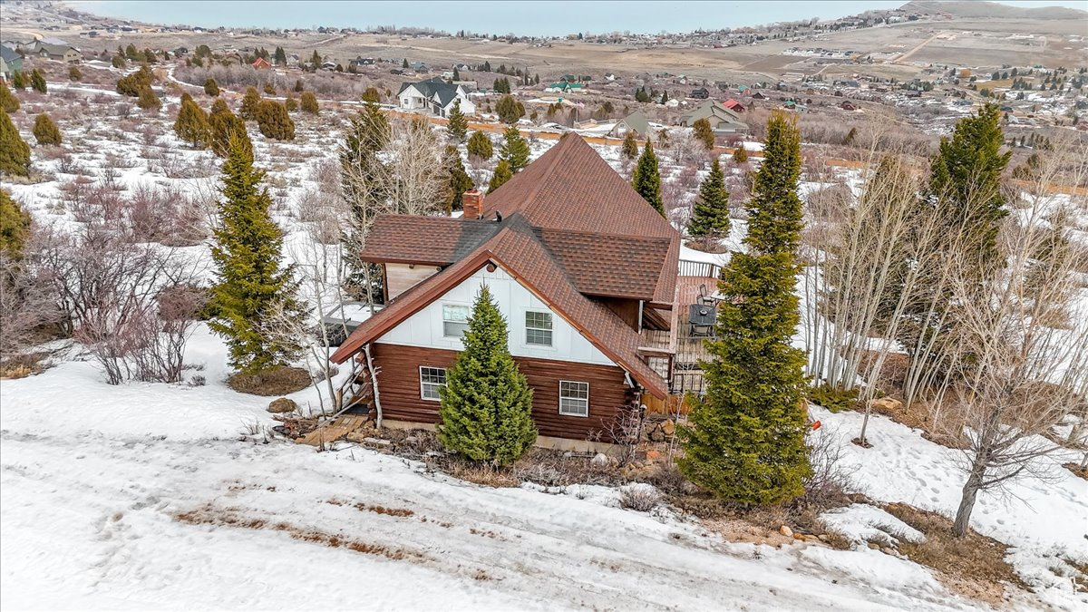 2465 S Sweetwater Pkwy, Garden City, Utah image 44