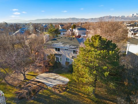 Tiny photo for 11697 S TATTERED ANGEL CV, Riverton, UT 84065 (MLS # 2127198)