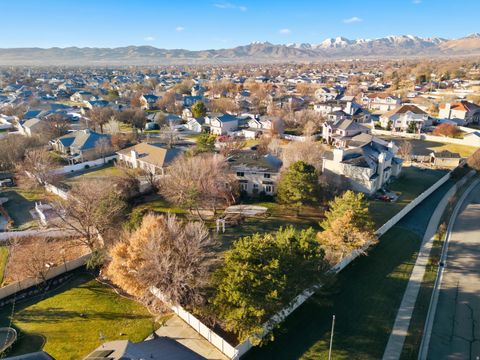 Tiny photo for 11697 S TATTERED ANGEL CV, Riverton, UT 84065 (MLS # 2127198)