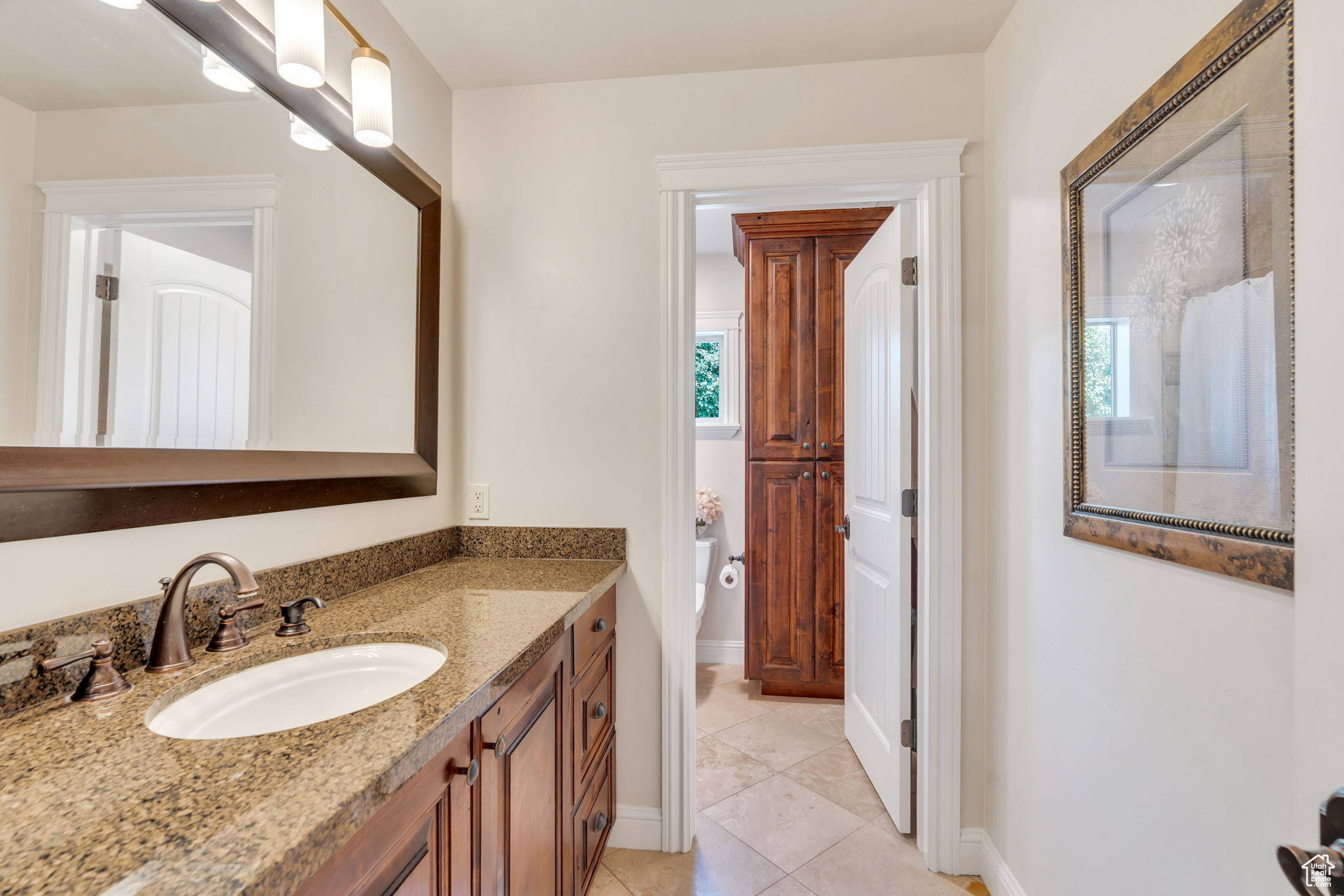 BEACON HILL - Residential