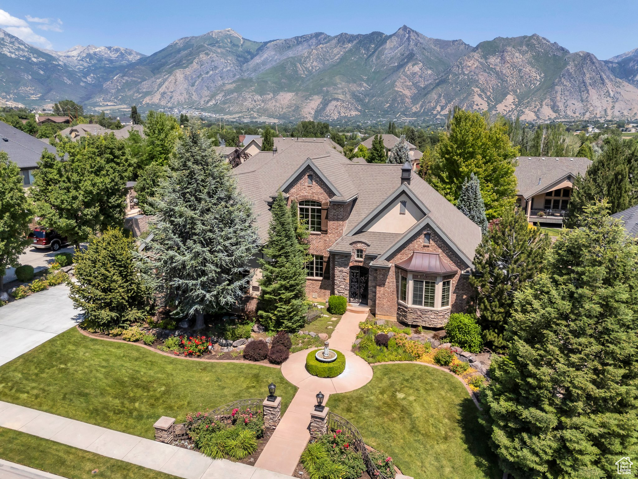 BEACON HILL - Residential