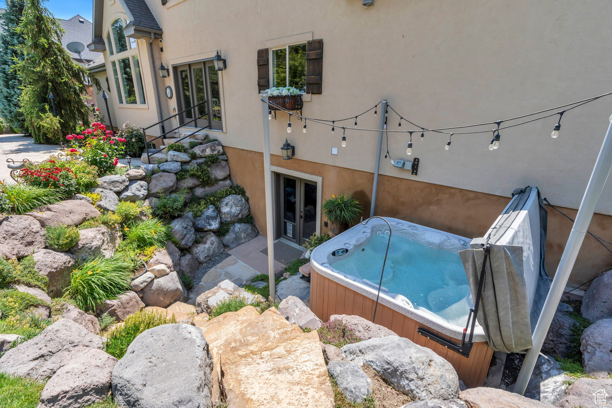 BEACON HILL - Residential