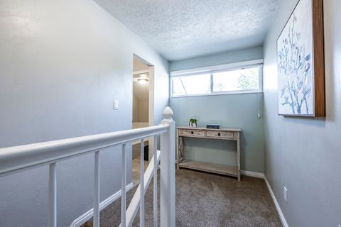 Tiny photo for 833 N LAKESIDE LN W, Centerville, UT 84014 (MLS # 2127085)