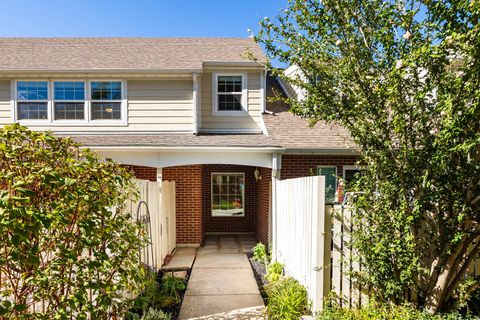 833 N LAKESIDE LN W Centerville UT 84014