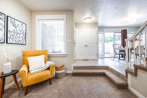 Tiny photo for 833 N LAKESIDE LN W, Centerville, UT 84014 (MLS # 2127085)