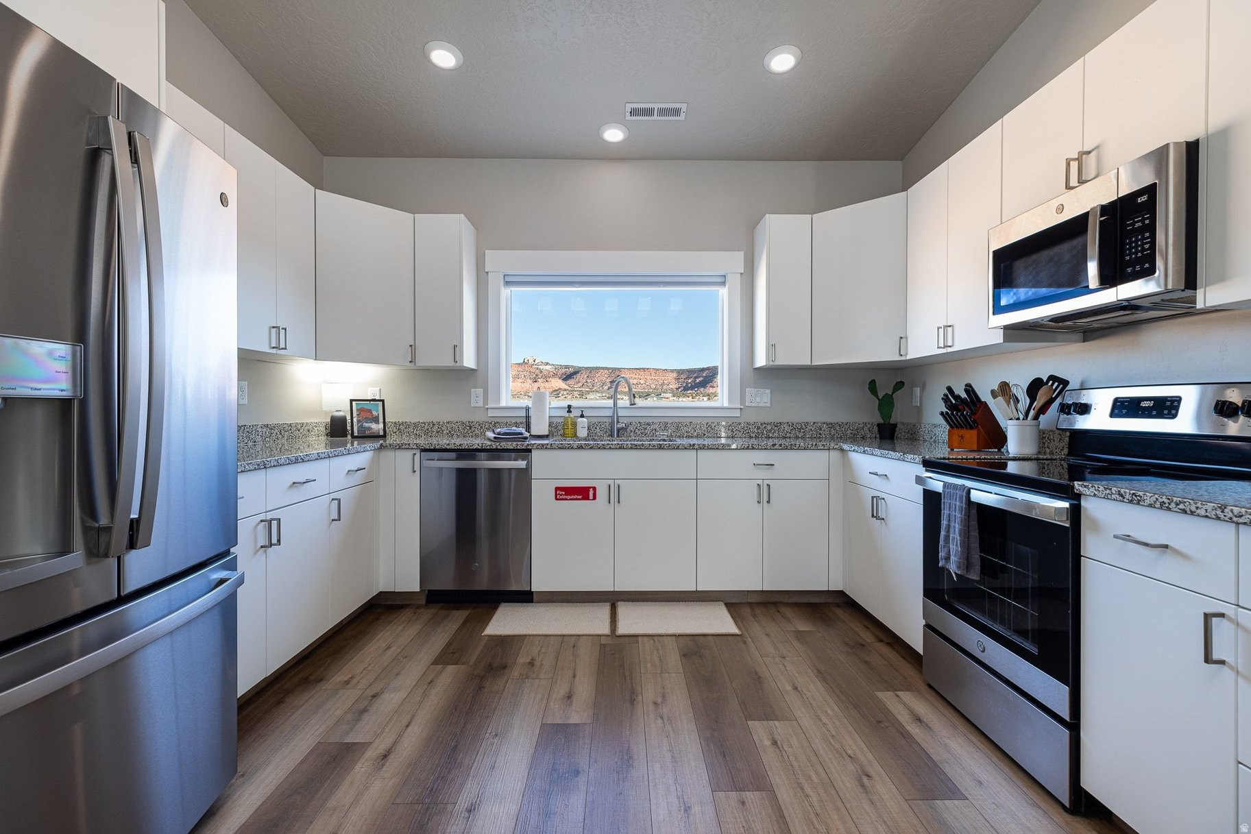 SUNFLOWER VALLEY ESTATES - Residential