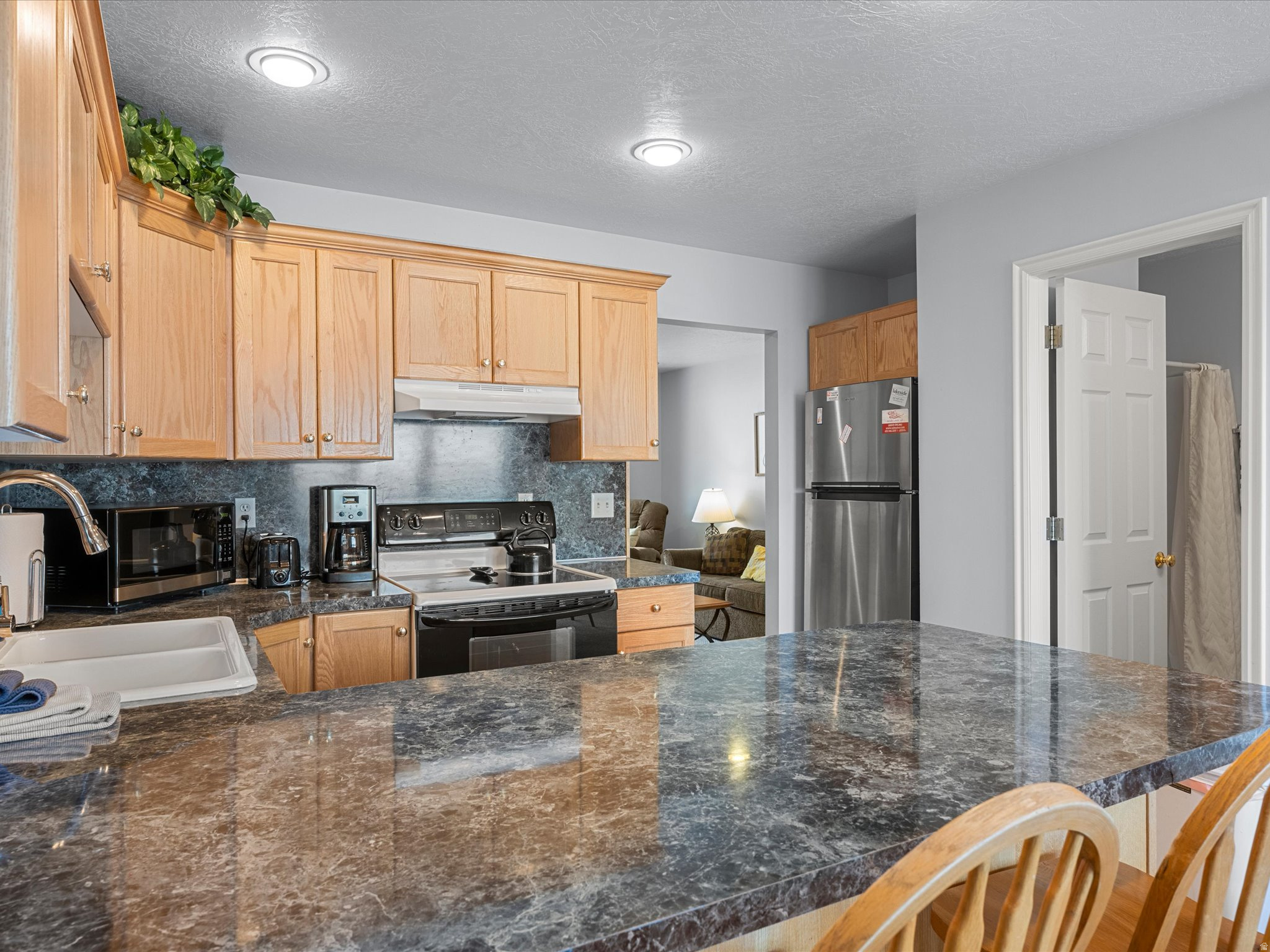 HARBOR VILLAGE - Residential