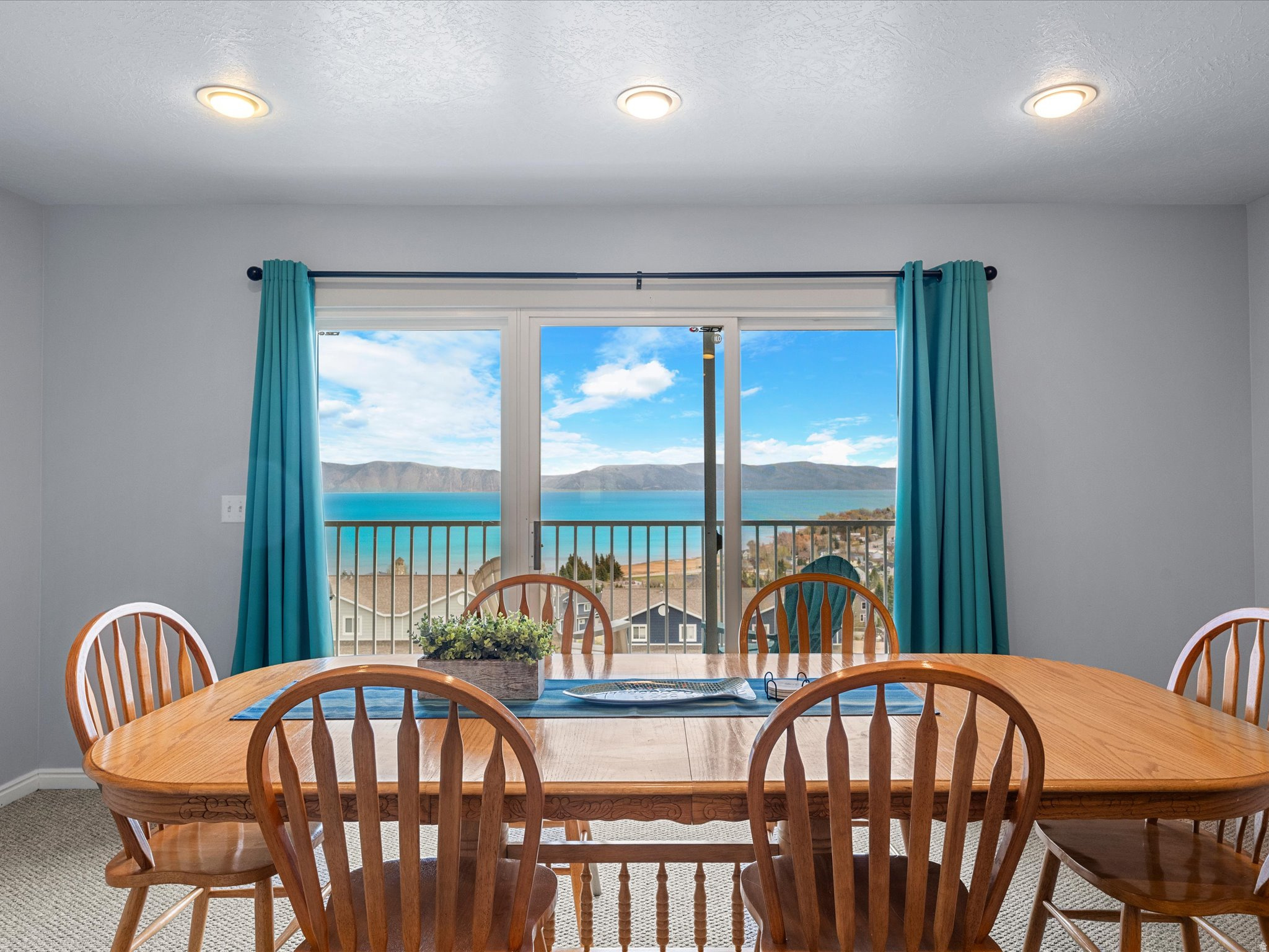 HARBOR VILLAGE - Residential