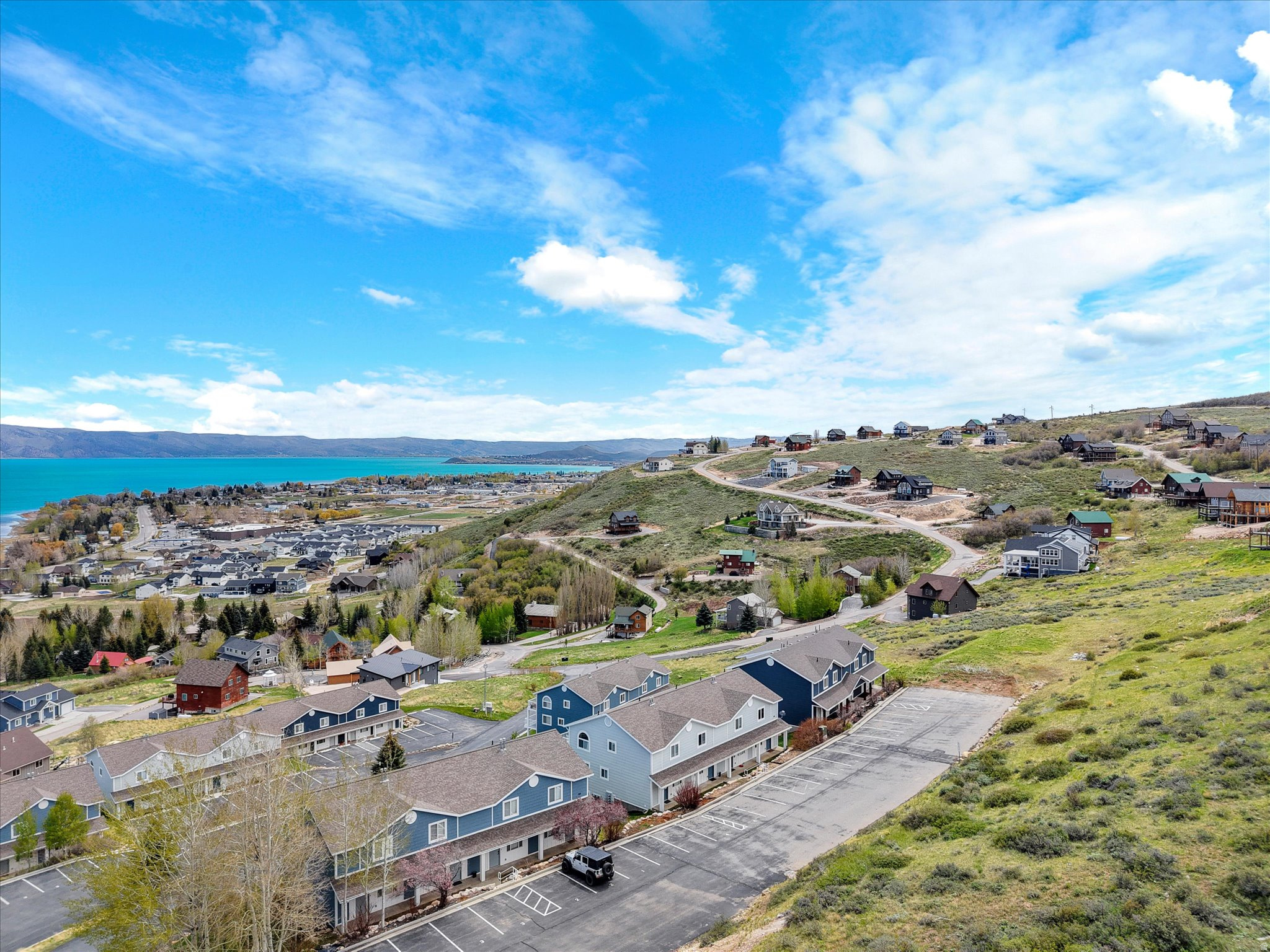 HARBOR VILLAGE - Residential